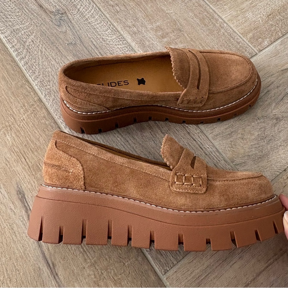 J/Slides TYLER Tan suede platform loafers